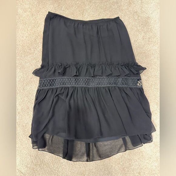 Max Studio Crepe Ruffled Tiered Skirt in Black Size M - Picture 4 of 8